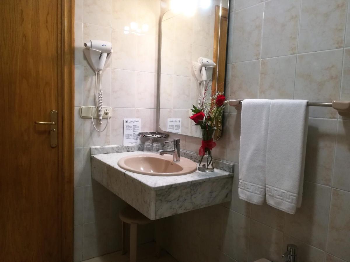 Habitación Triple (2 adultos + 1 niño)