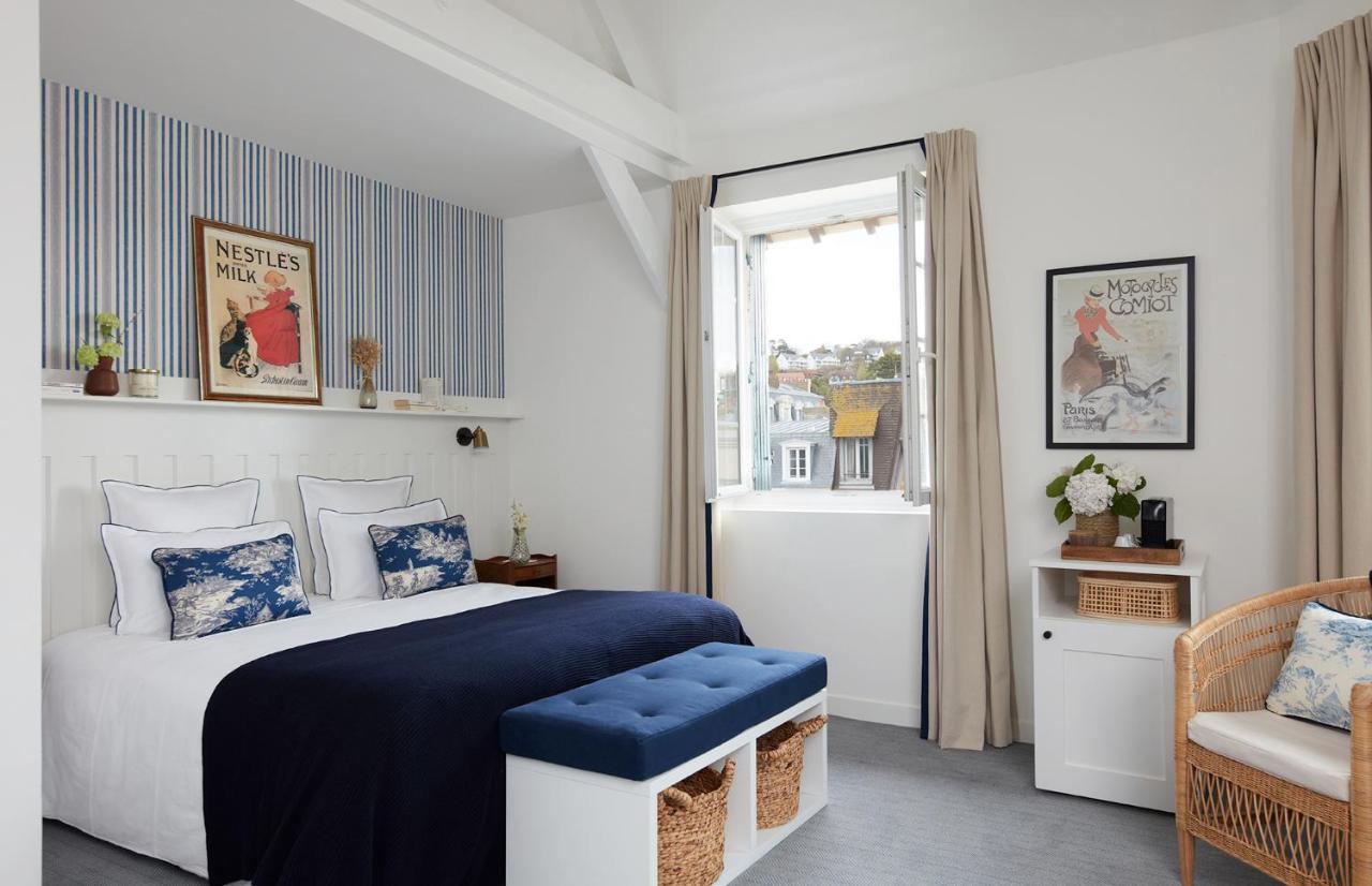 Double Room,1498982029:JPEG