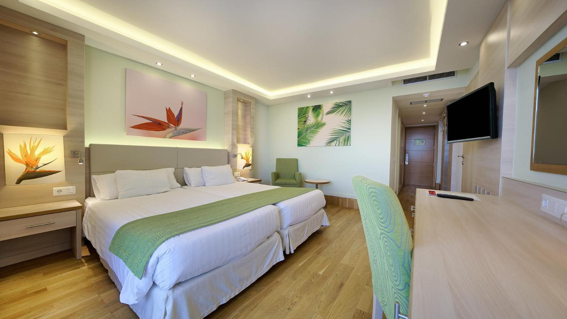 Twin Room,1207438600:JPEG