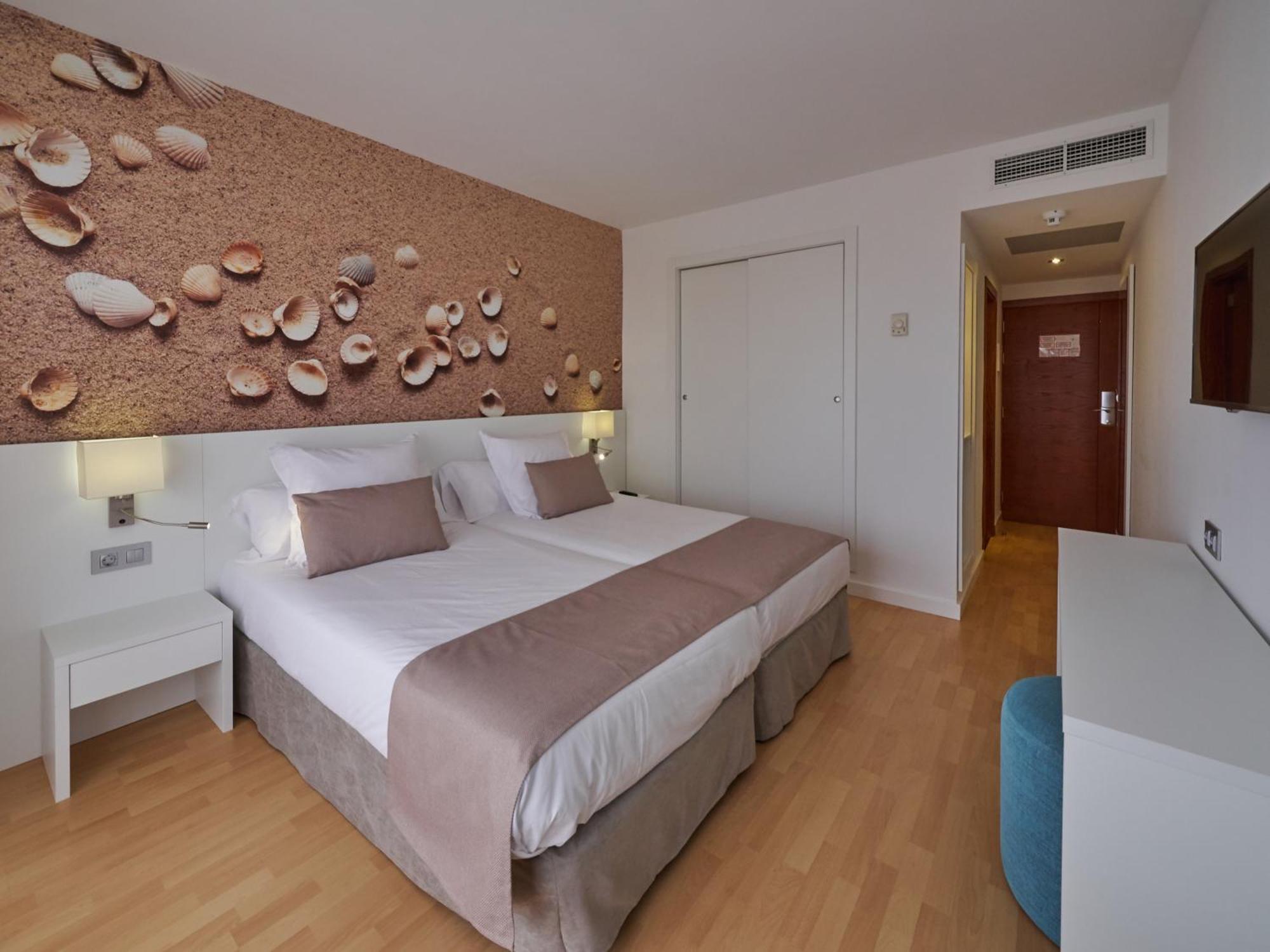 Doppelzimmer mit Balkon