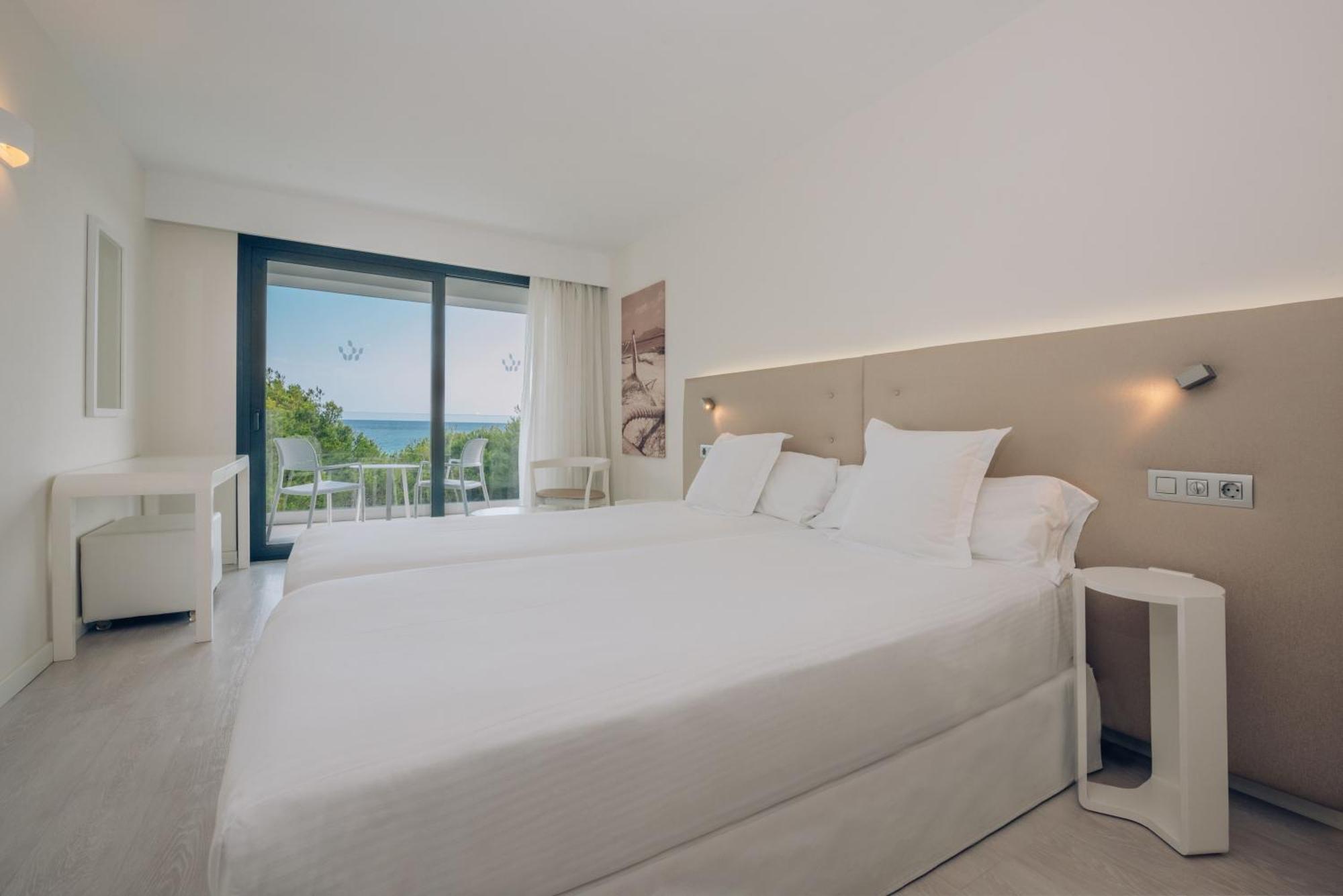 Quarto Duplo com Vista Mar
