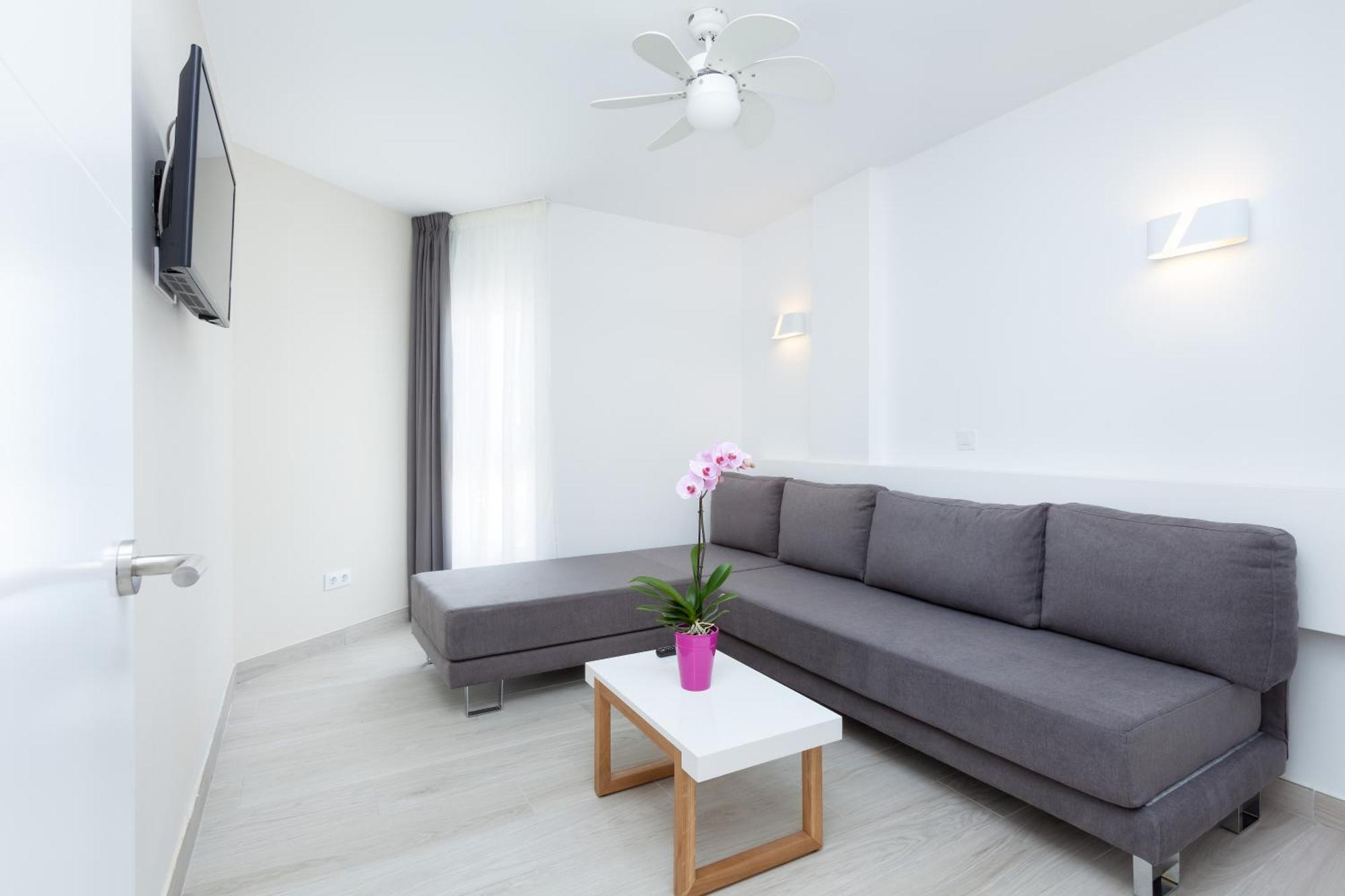 Suite (2 Adults)