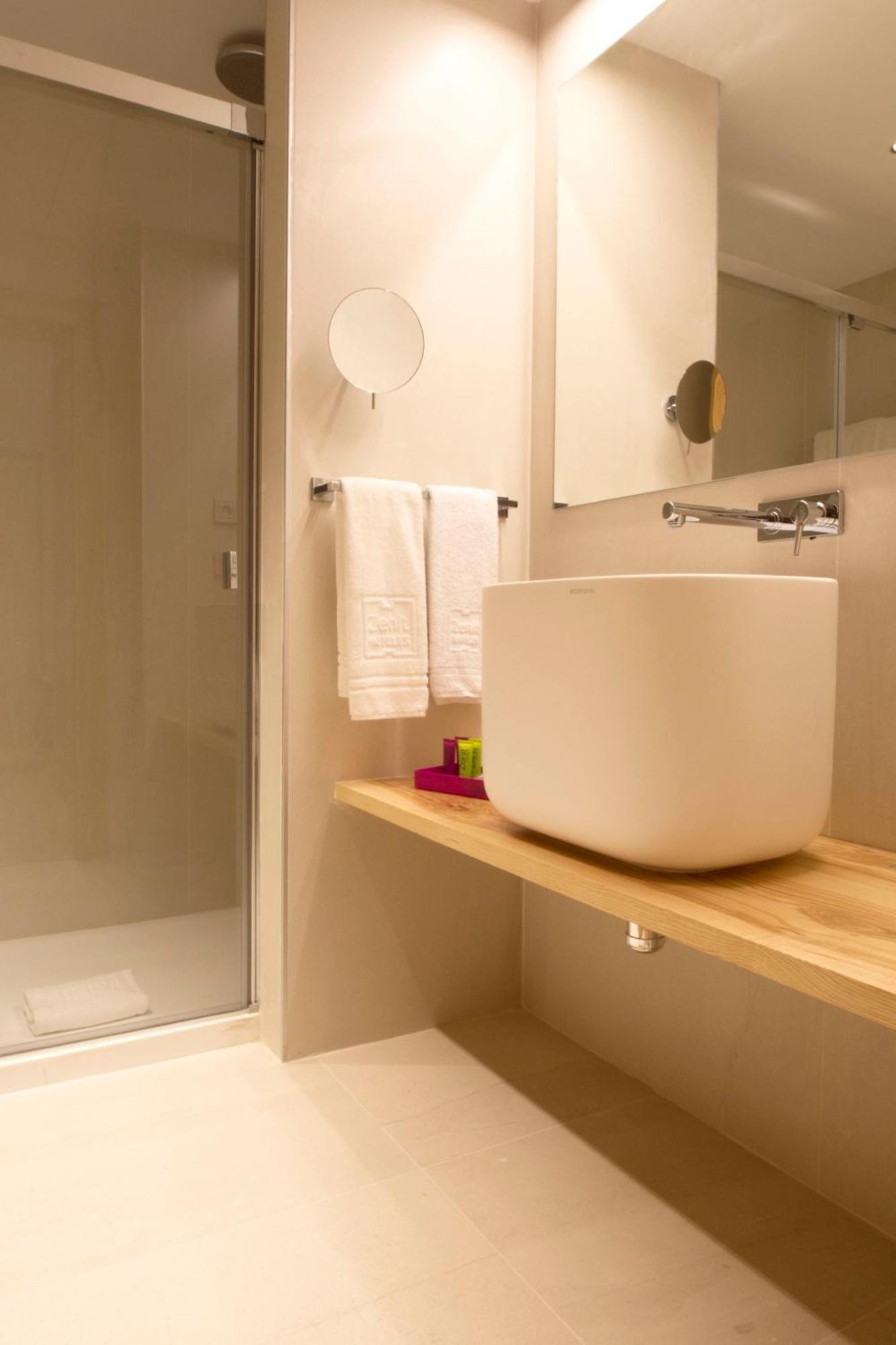 Quarto Quádruplo Premium