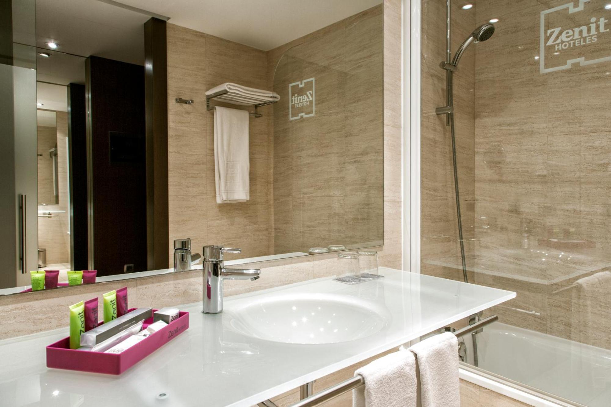 Double Room for Single Use,1479787037:JPEG
