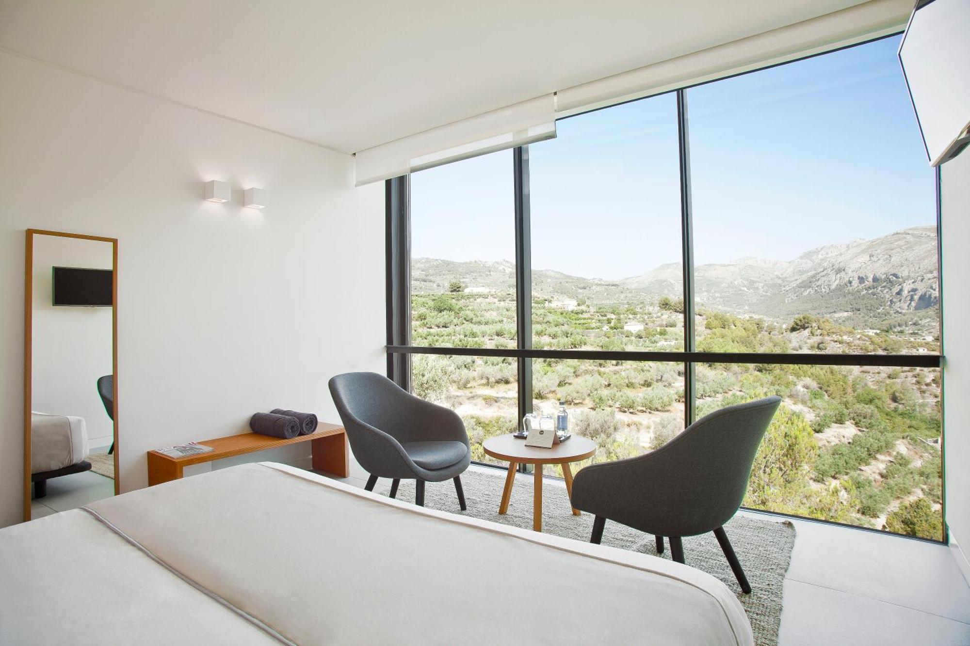 Habitación Doble con vistas a la montaña