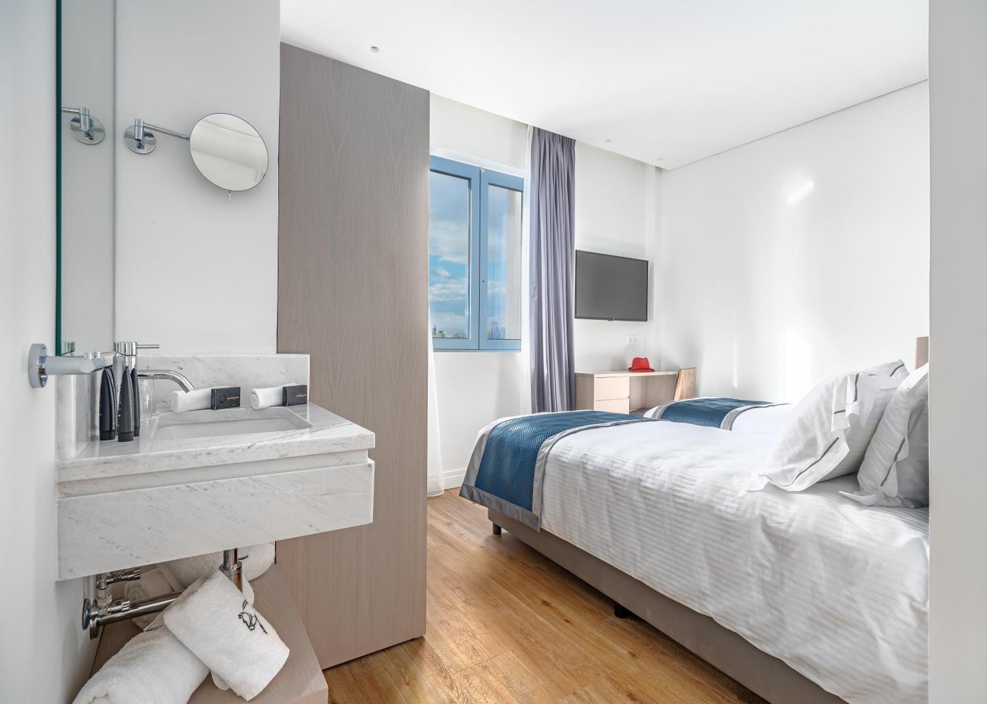 Habitación Familiar con balcón