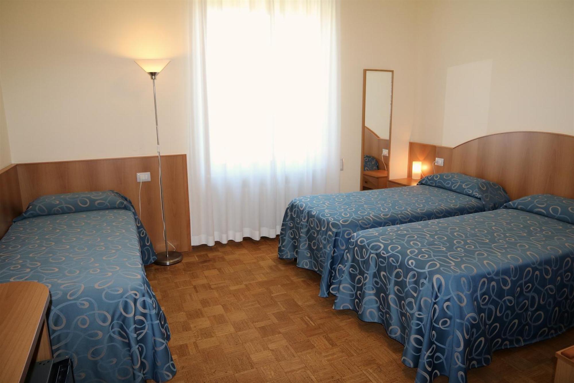 Dreibettzimmer