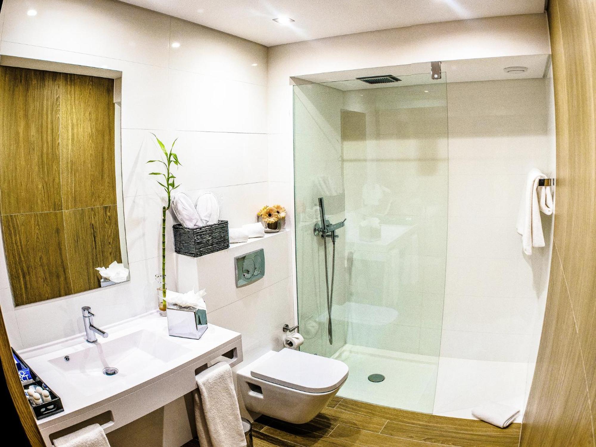 Quarto Duplo - Acesso a Pessoas com Mobilidade Condicionada/ Não Fumador