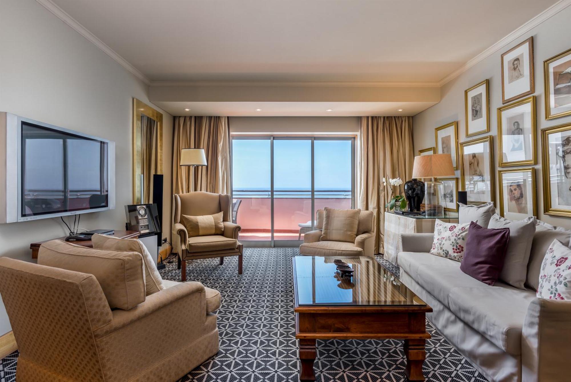 Suite Penthouse com Vista Oceano