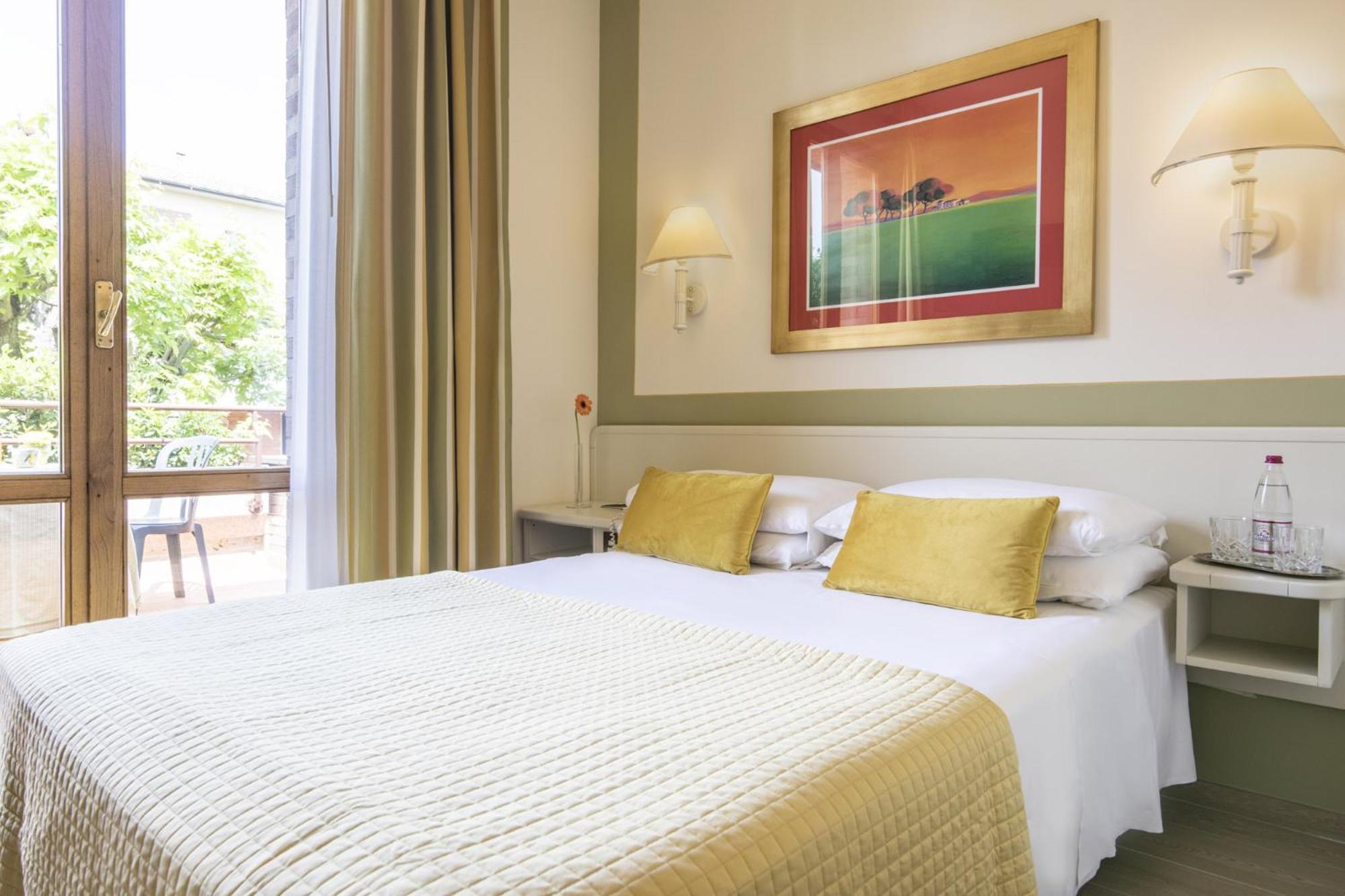 Economy Double Room,663982341:JPEG