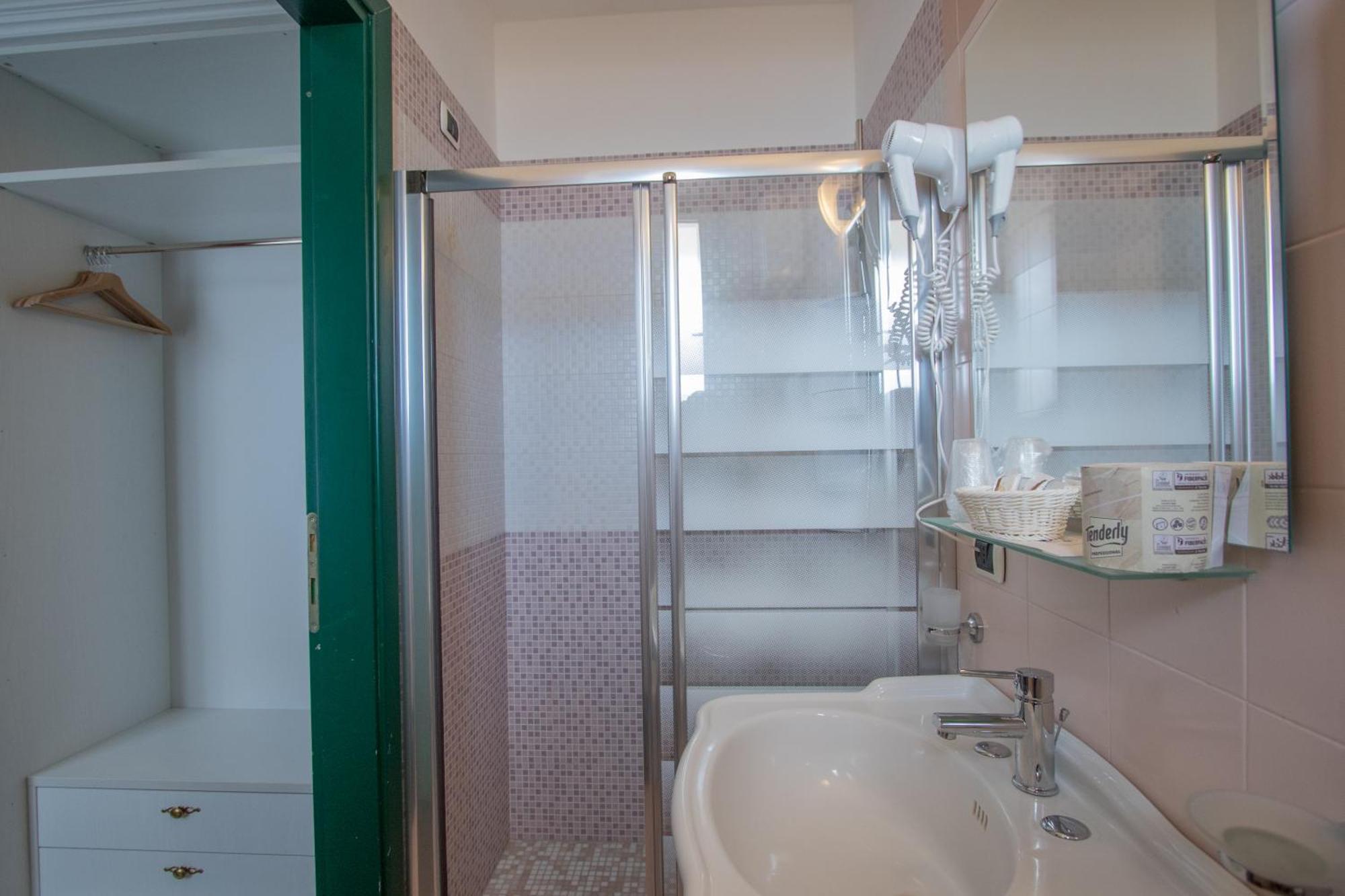 Chambre Simple - Vue sur Mer