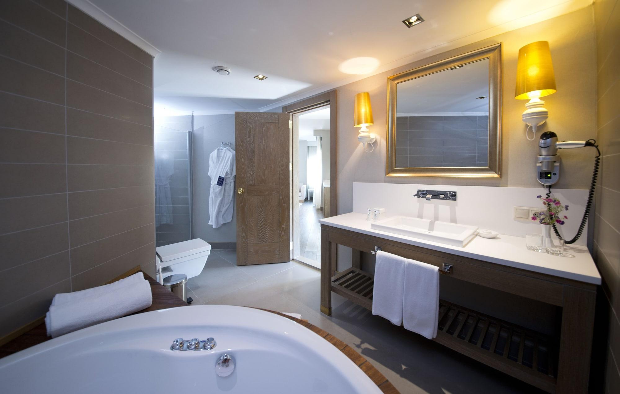 Whirlpool Suite