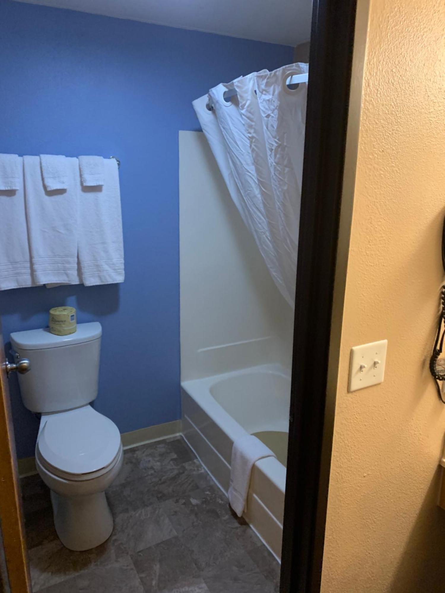 Double Room with Two Double Beds - Non-Smoking