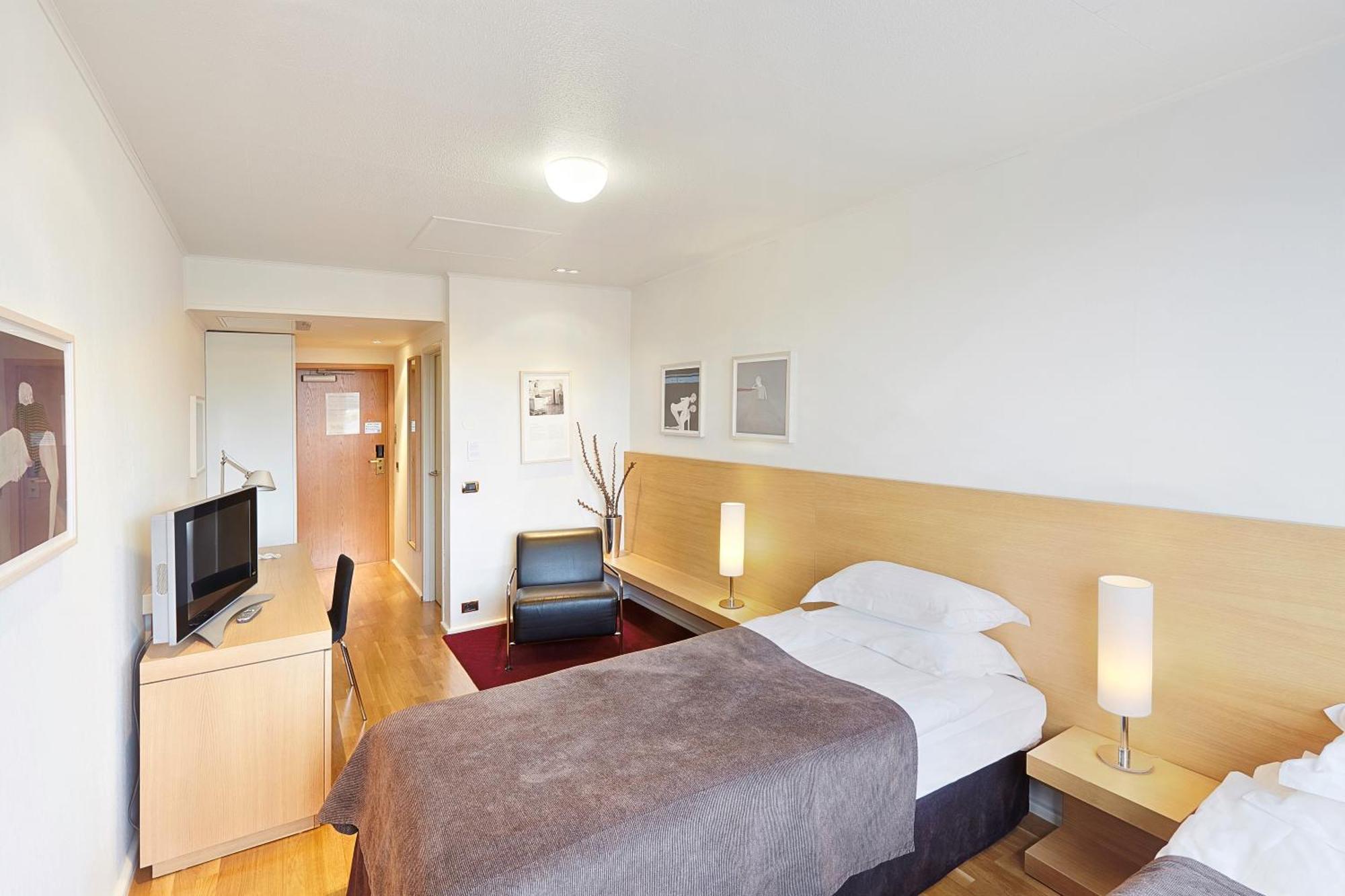 Tweepersoonskamer met 2 Aparte Bedden