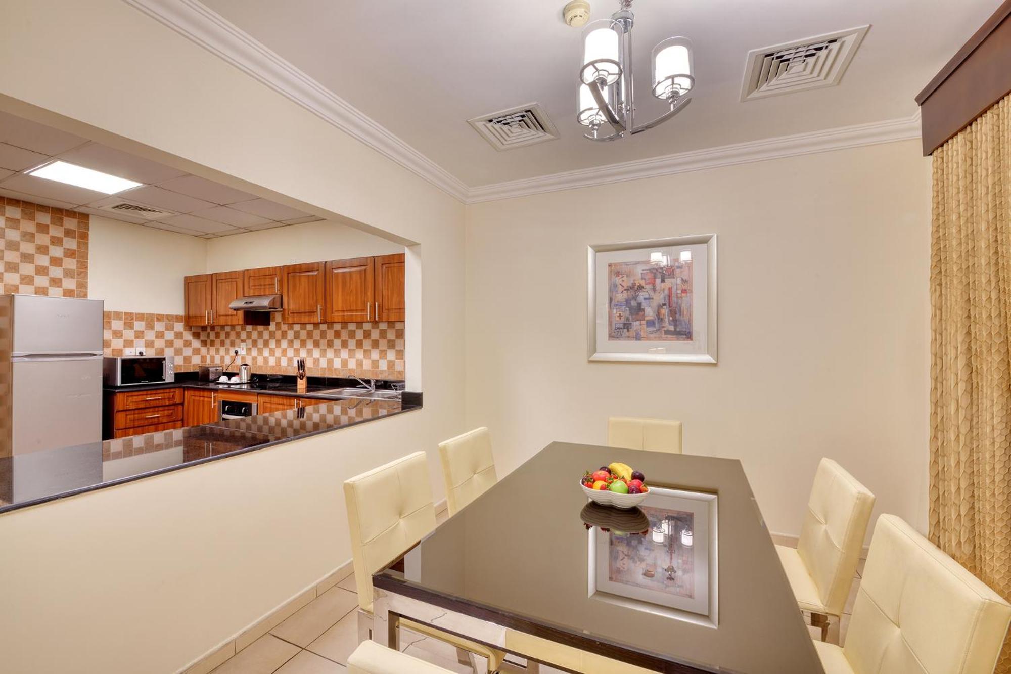 Three-Bedroom Villa City View with Free Beach Transfer