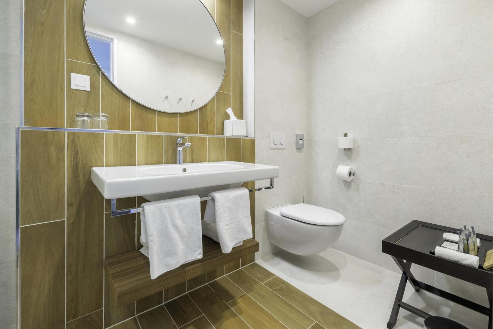 Studio Suite met Balkon en Zeezicht
