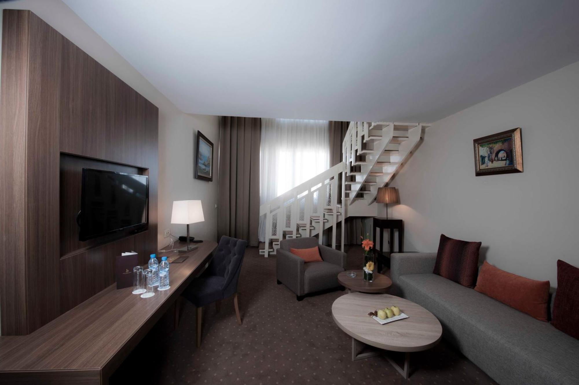 Duplex Suite City View