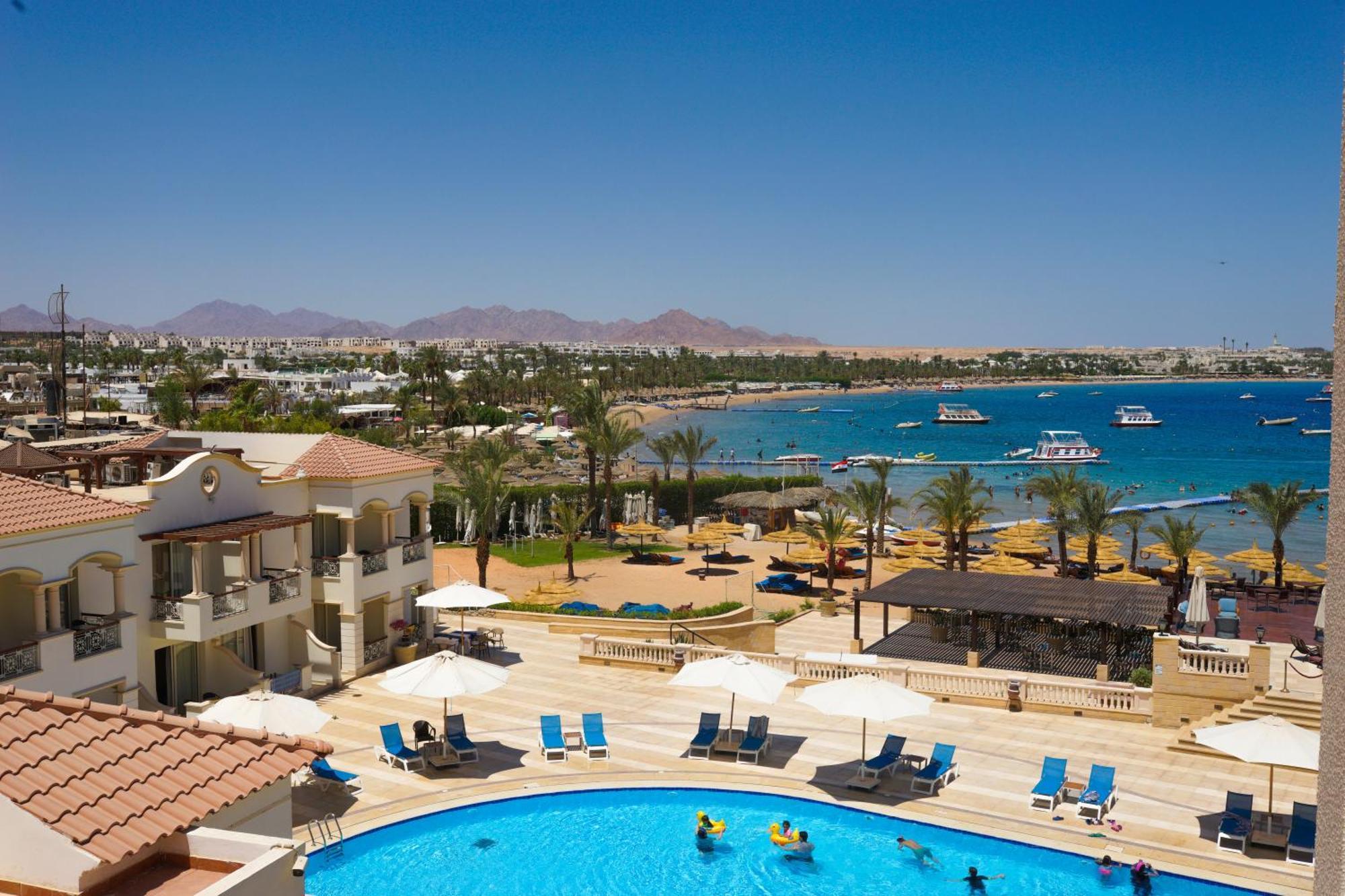 Royal Club Room with Sea and Pool View