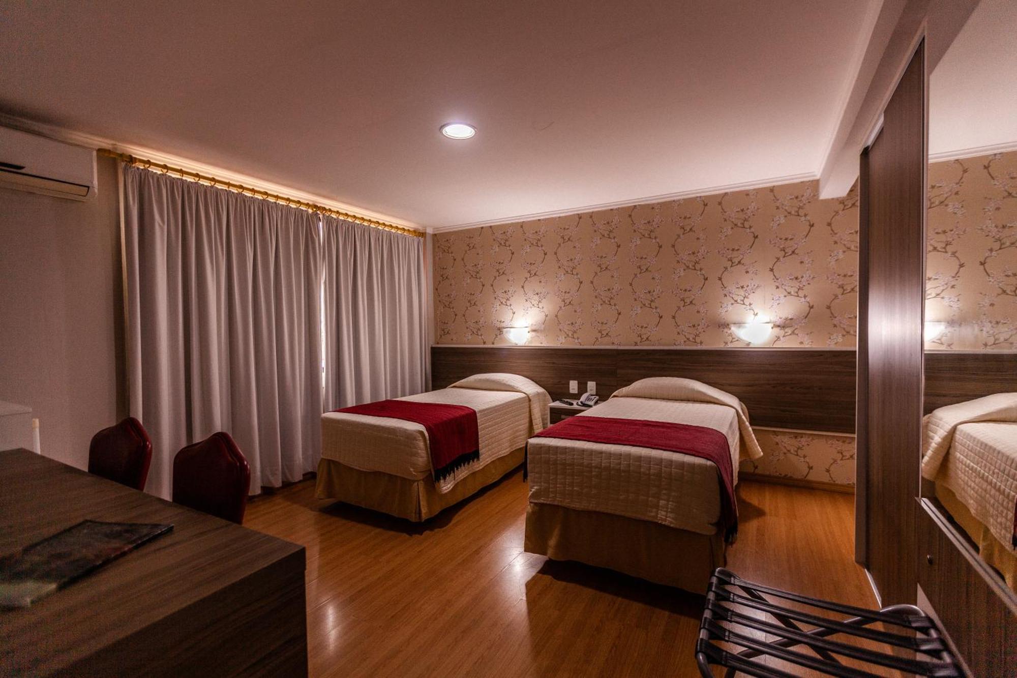 Quarto Individual Standard