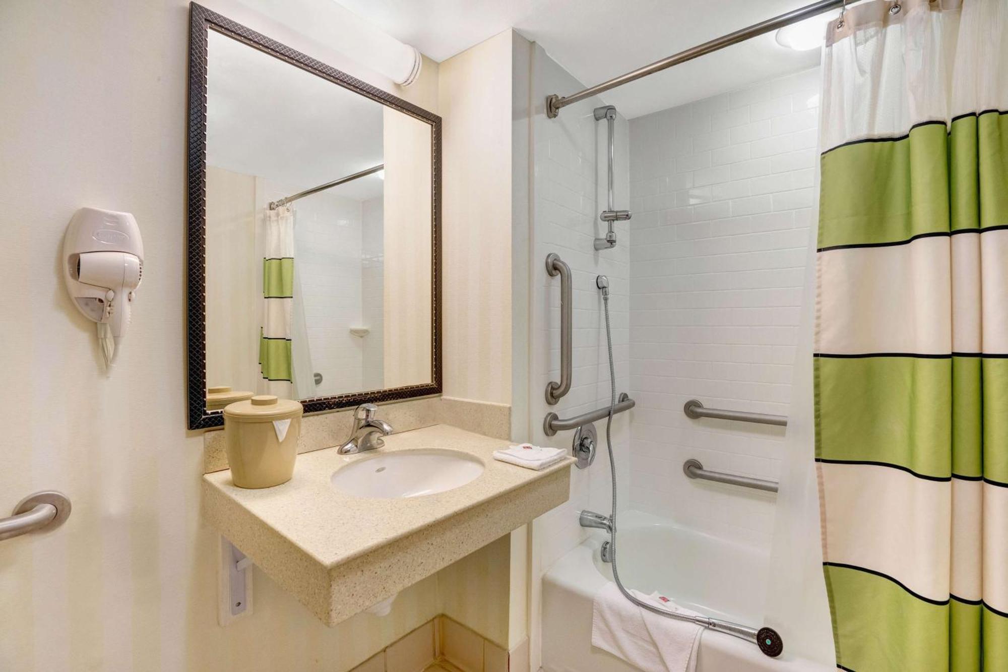 Double Room - Non-Smoking