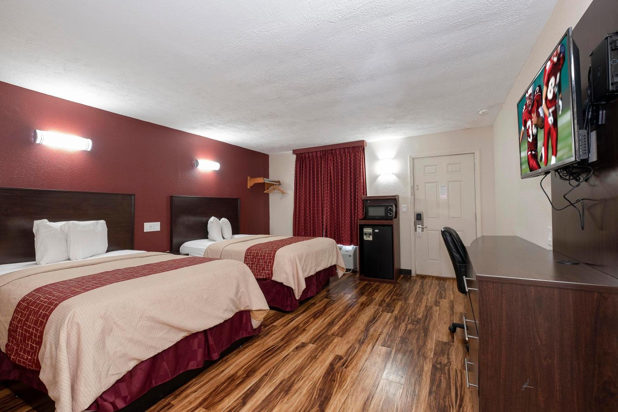Deluxe Room with Two Double Beds Disability Access Non-Smoking