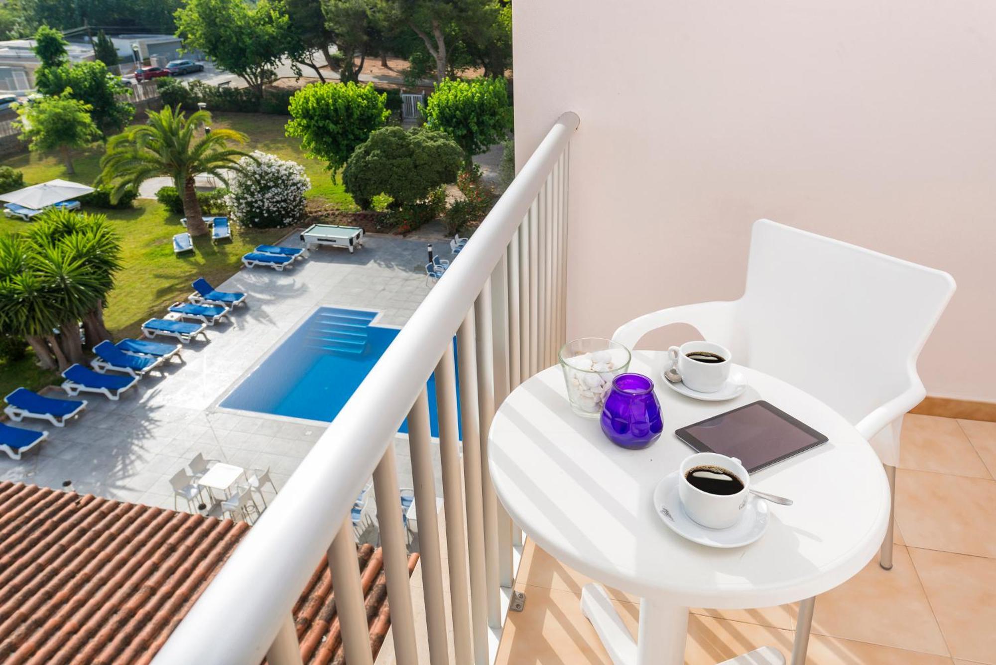 Camera Doppia con Letti Singoli con Balcone