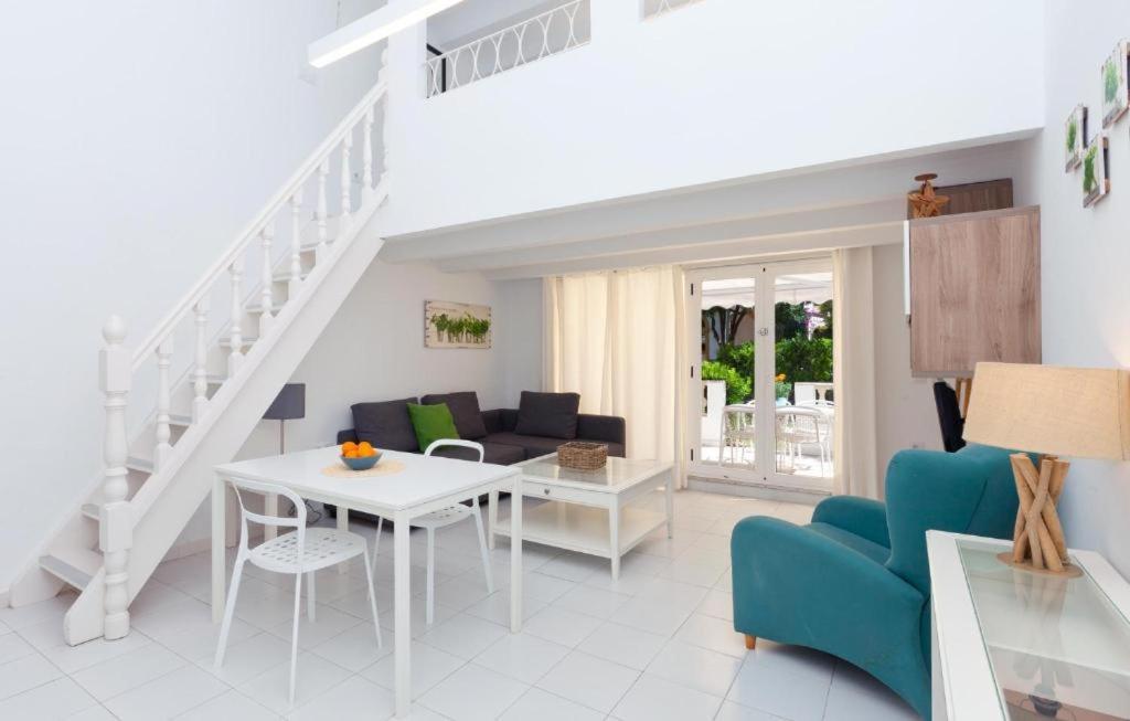 Apartamento con vistas al jardín