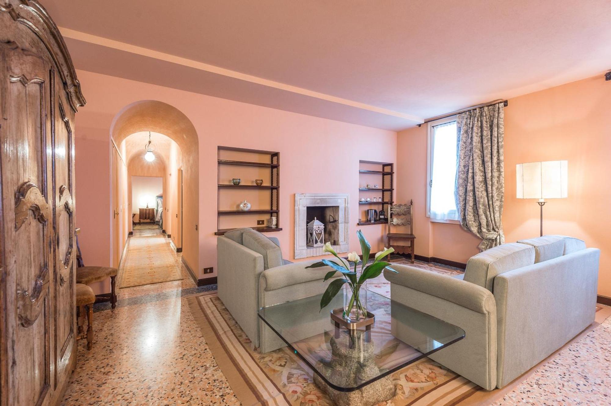 Apartamento com 2 Quartos