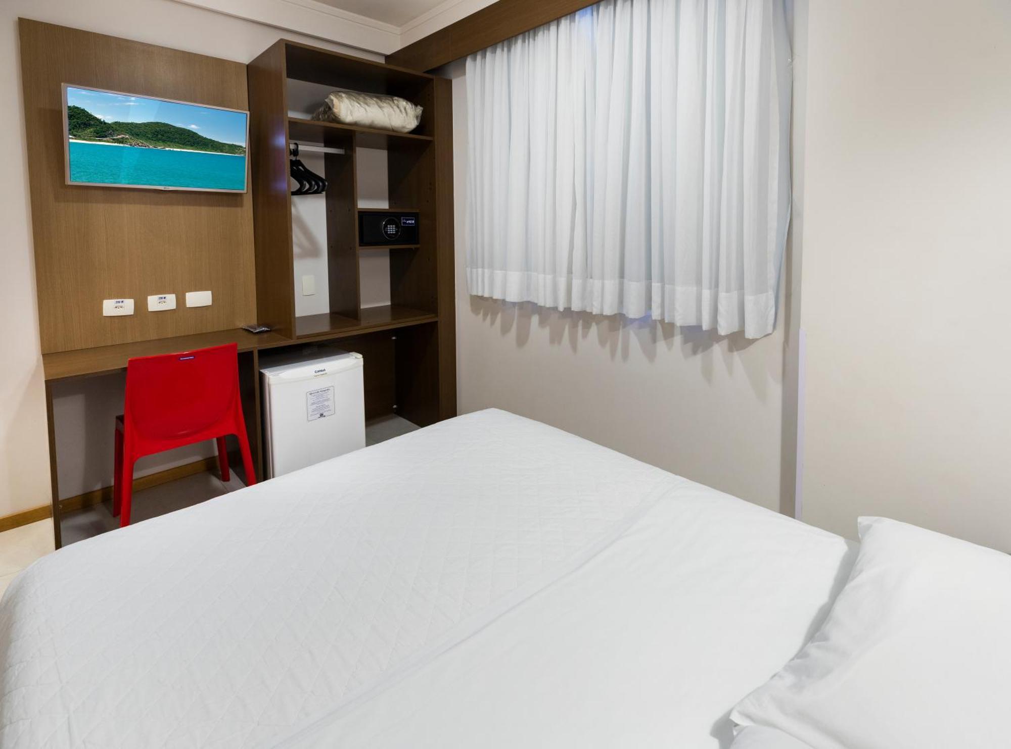 Quarto Duplo
