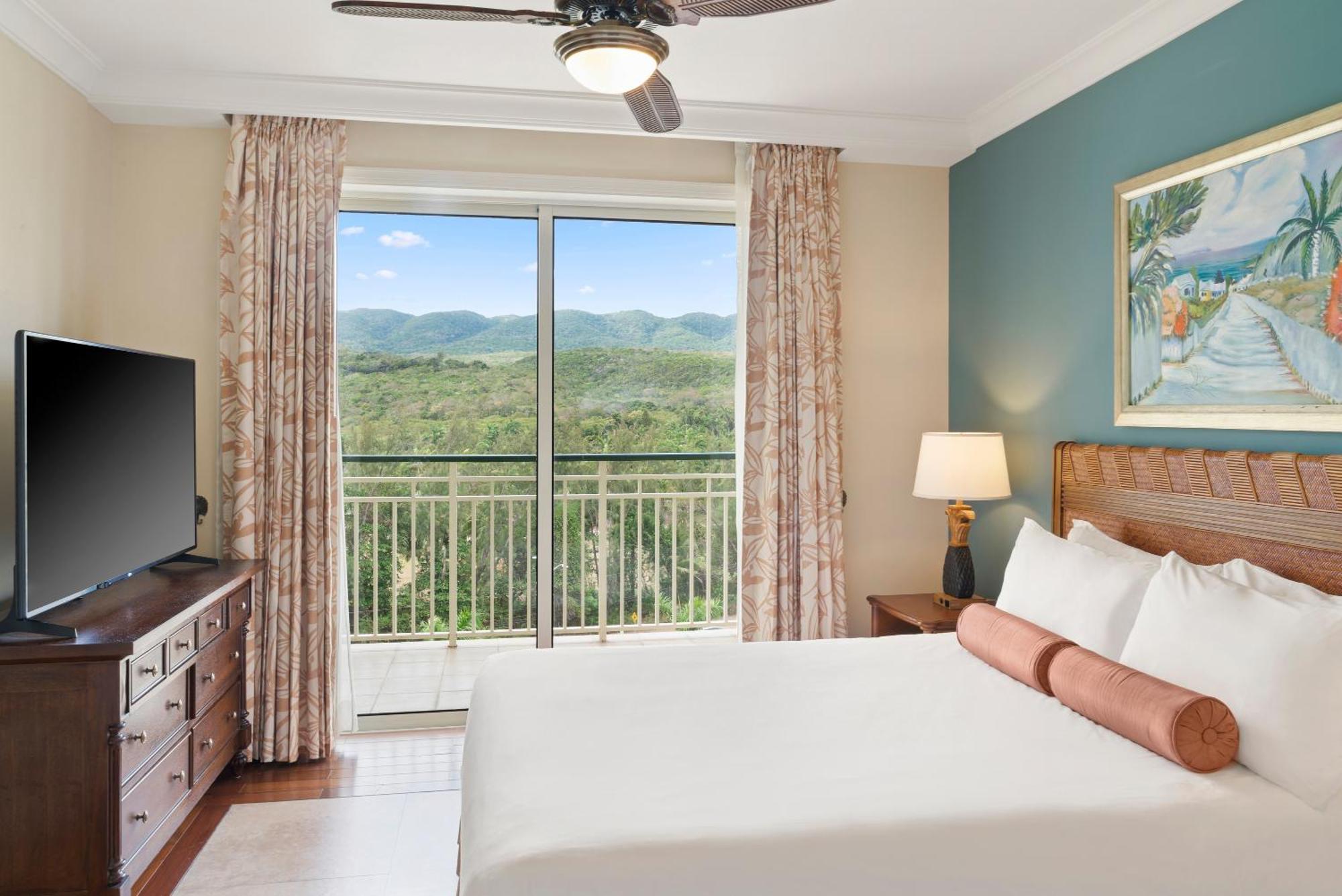 2 Bedroom Partial Ocean View Butler Suite