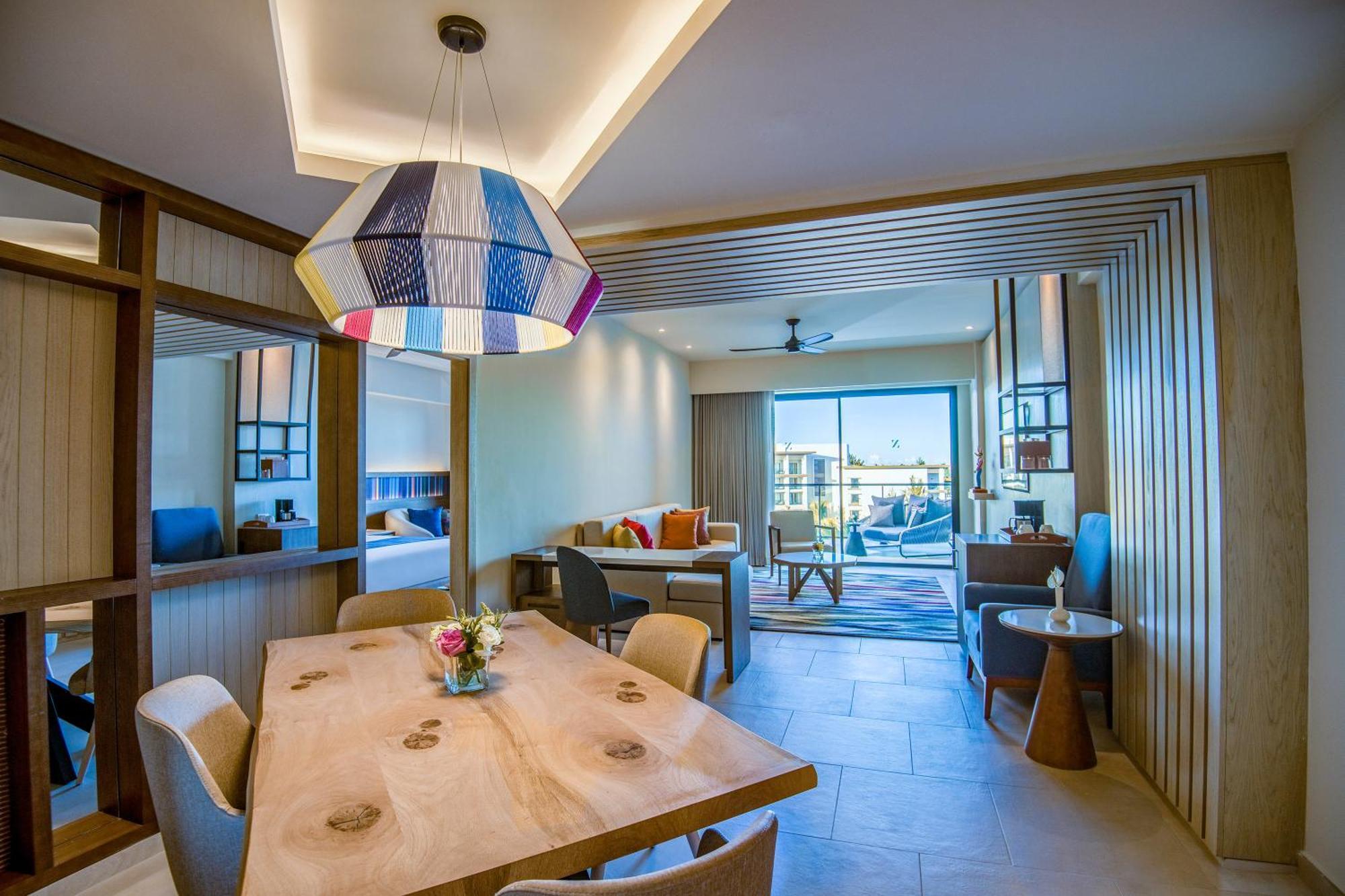 One-Bedroom Club Grand Master Suite with Ocean View