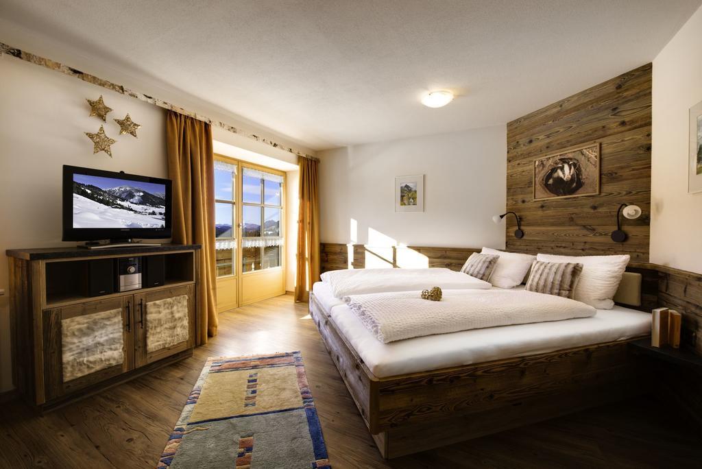 Studio Apartment,1099813269:JPEG