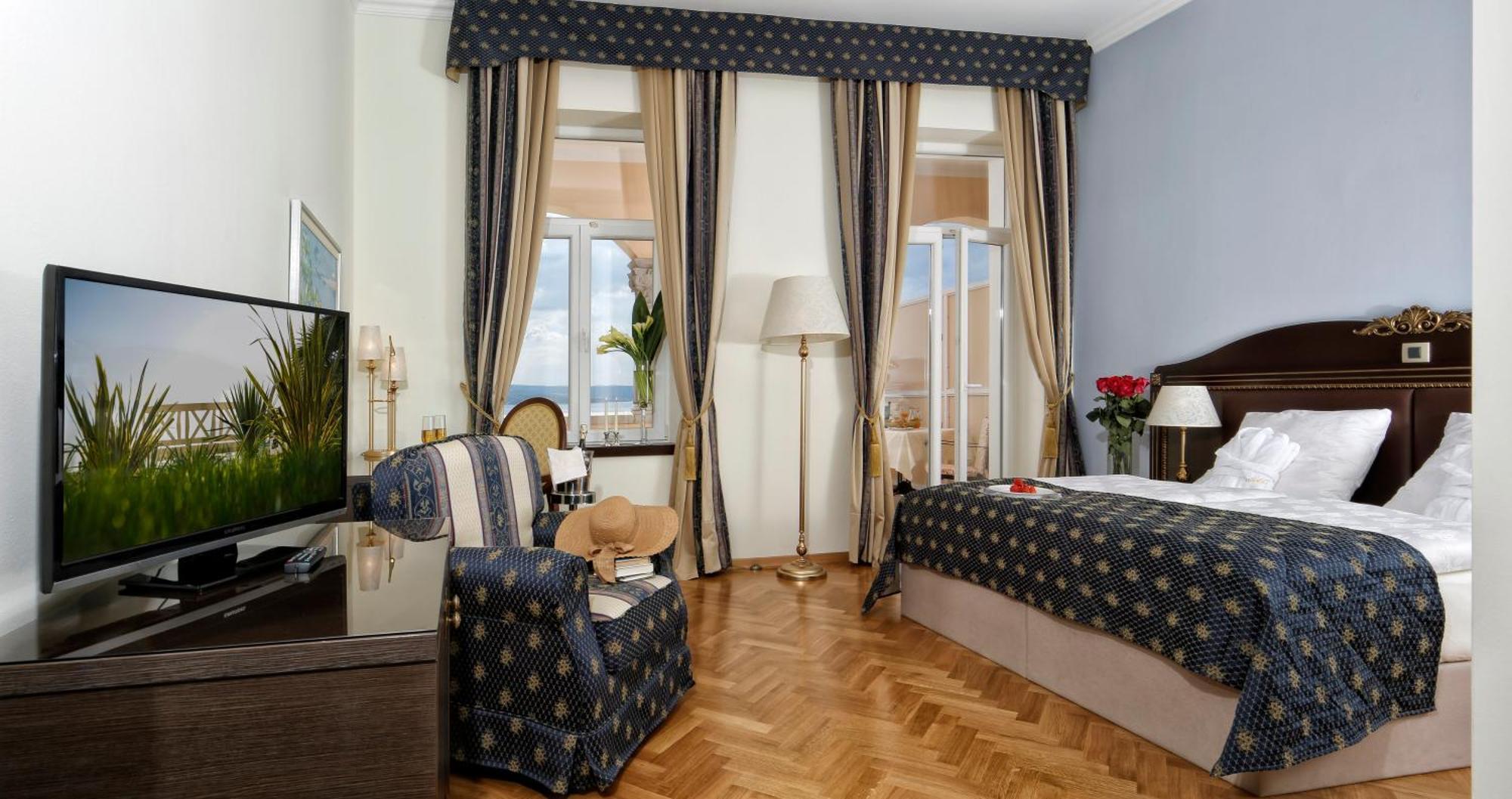 Superior Doppelzimmer mit Balkon und Meerblick