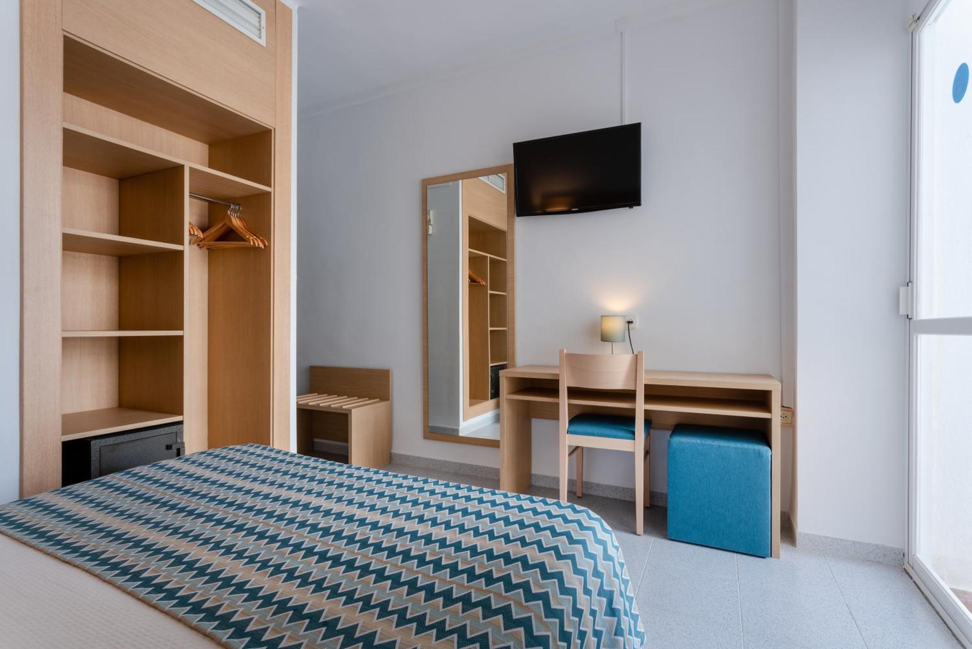 Habitación Individual Superior (1 adulto)