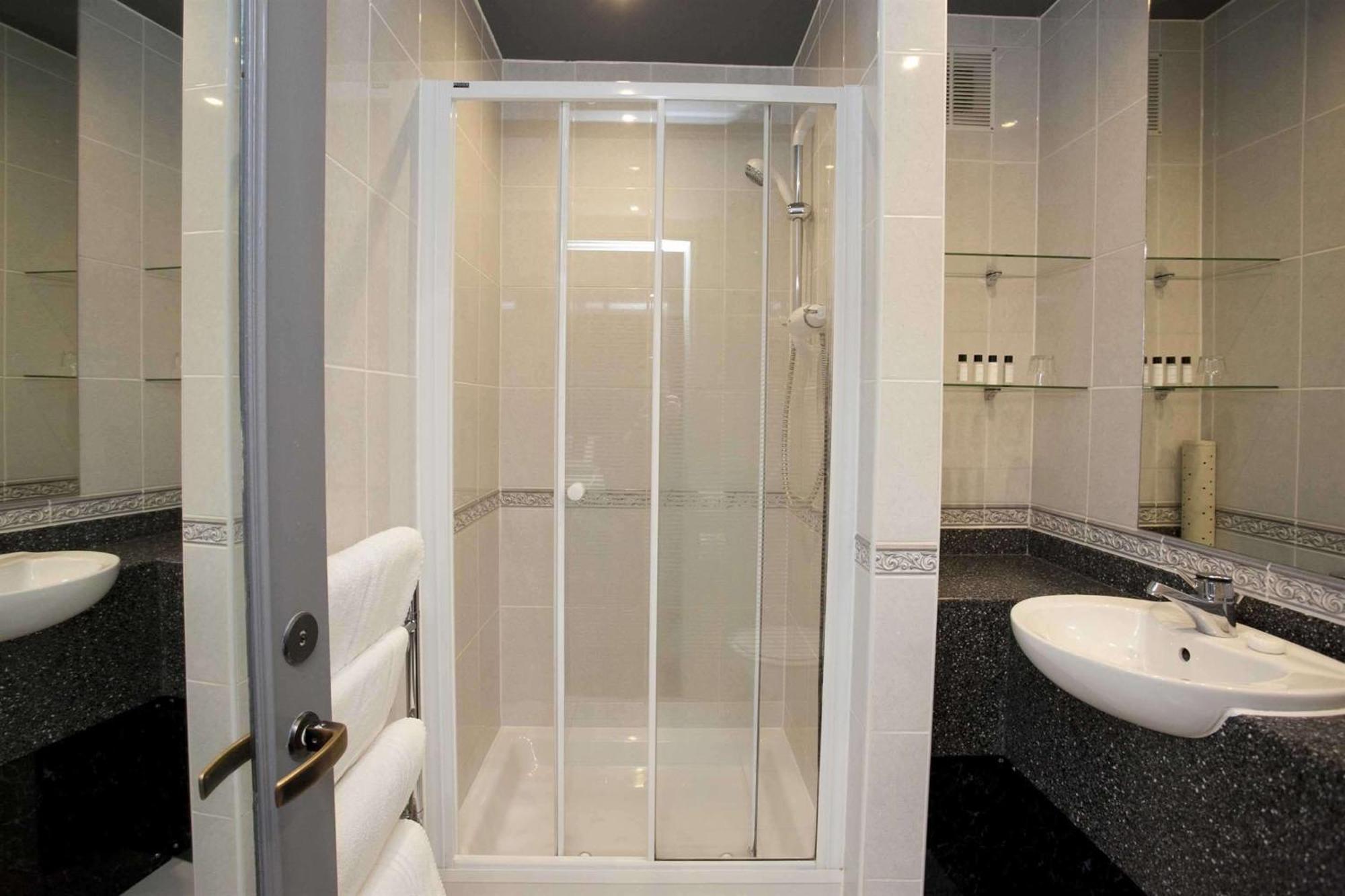 Chambre Lit King-Size Exécutive avec Canapé-Lit - Non-Fumeurs