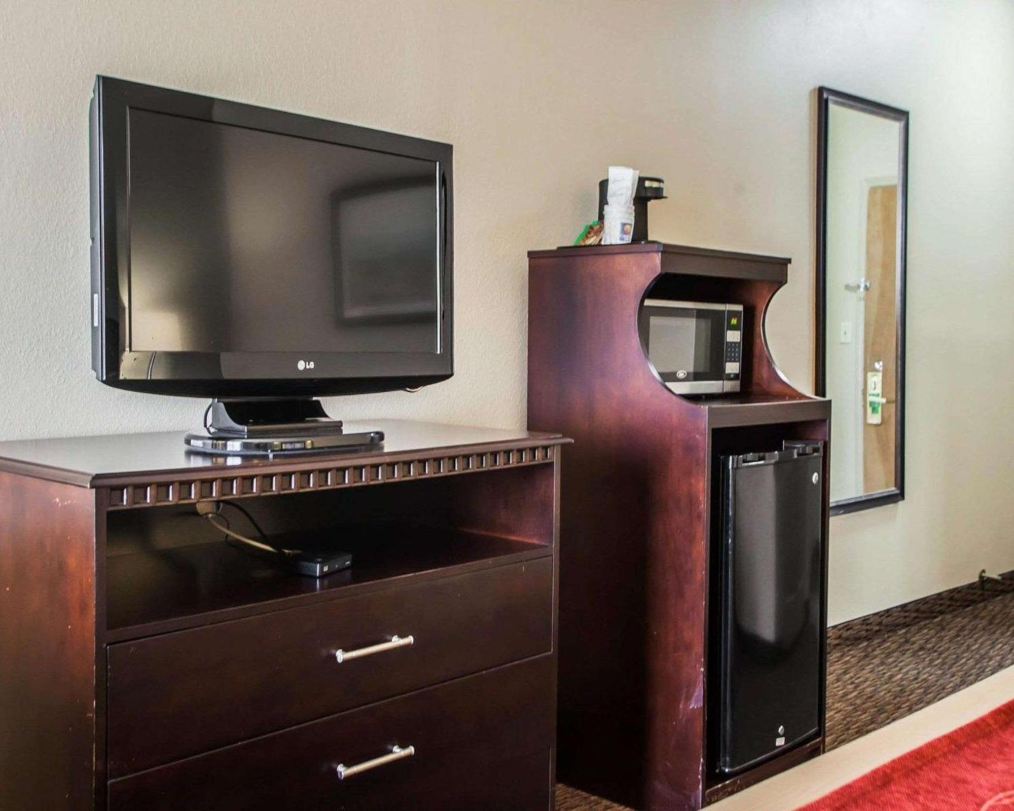 King Room with Sofa Bed