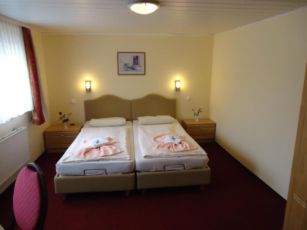 Garden Wing Deluxe Kamer met Kingsize Bed