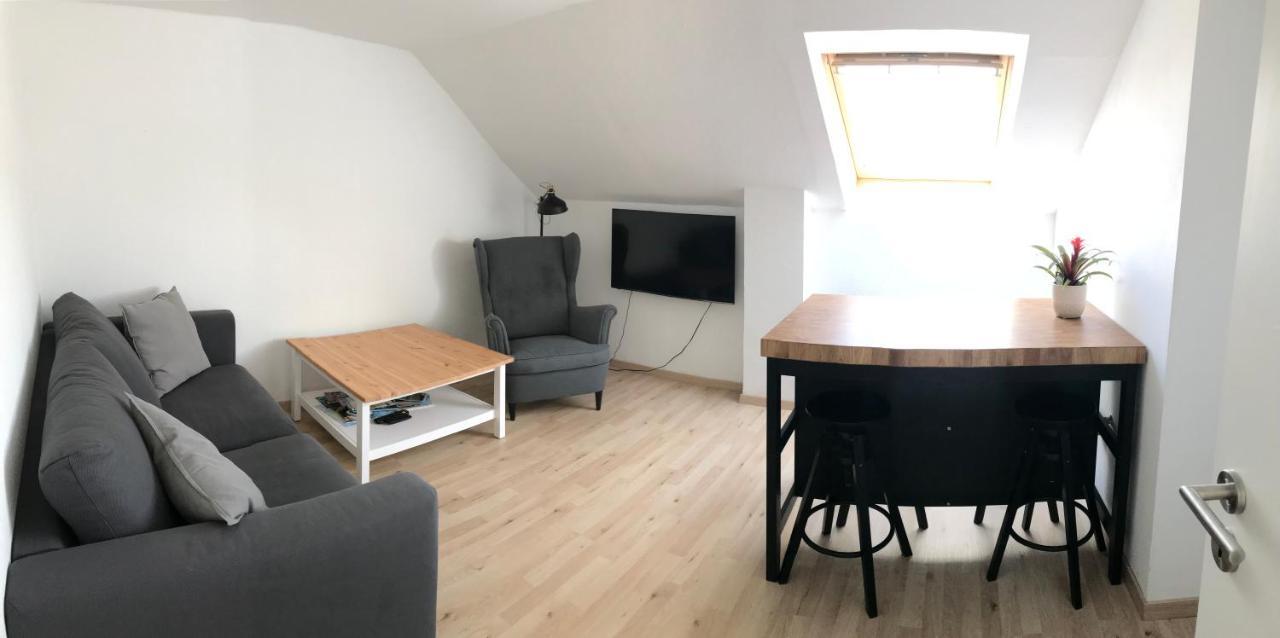 Apartment mit Terrasse