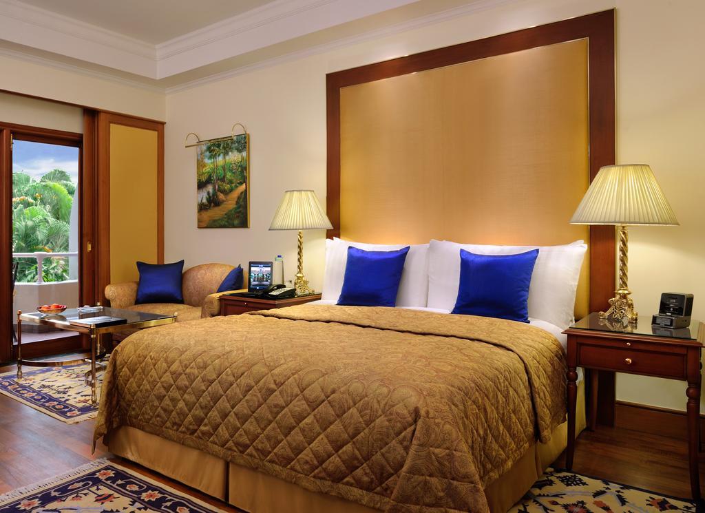 Deluxe Room with Private Balcony