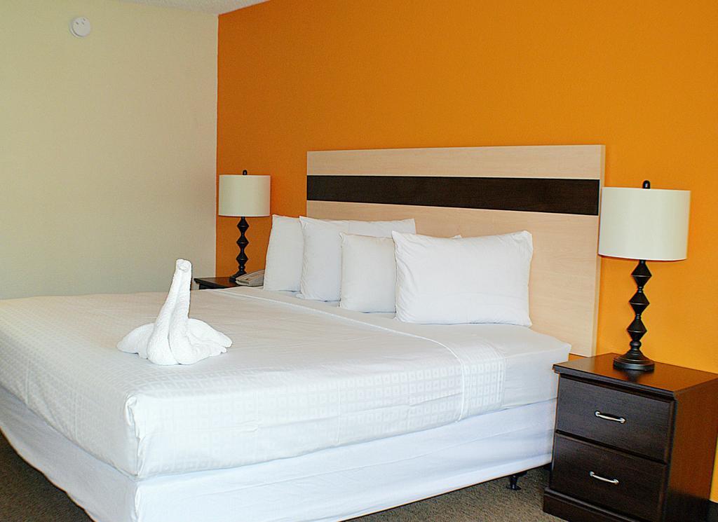 Deluxe King Room