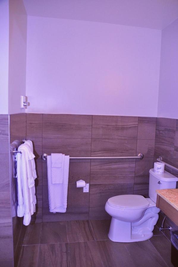 Zimmer mit Kingsize-Bett - barrierefrei