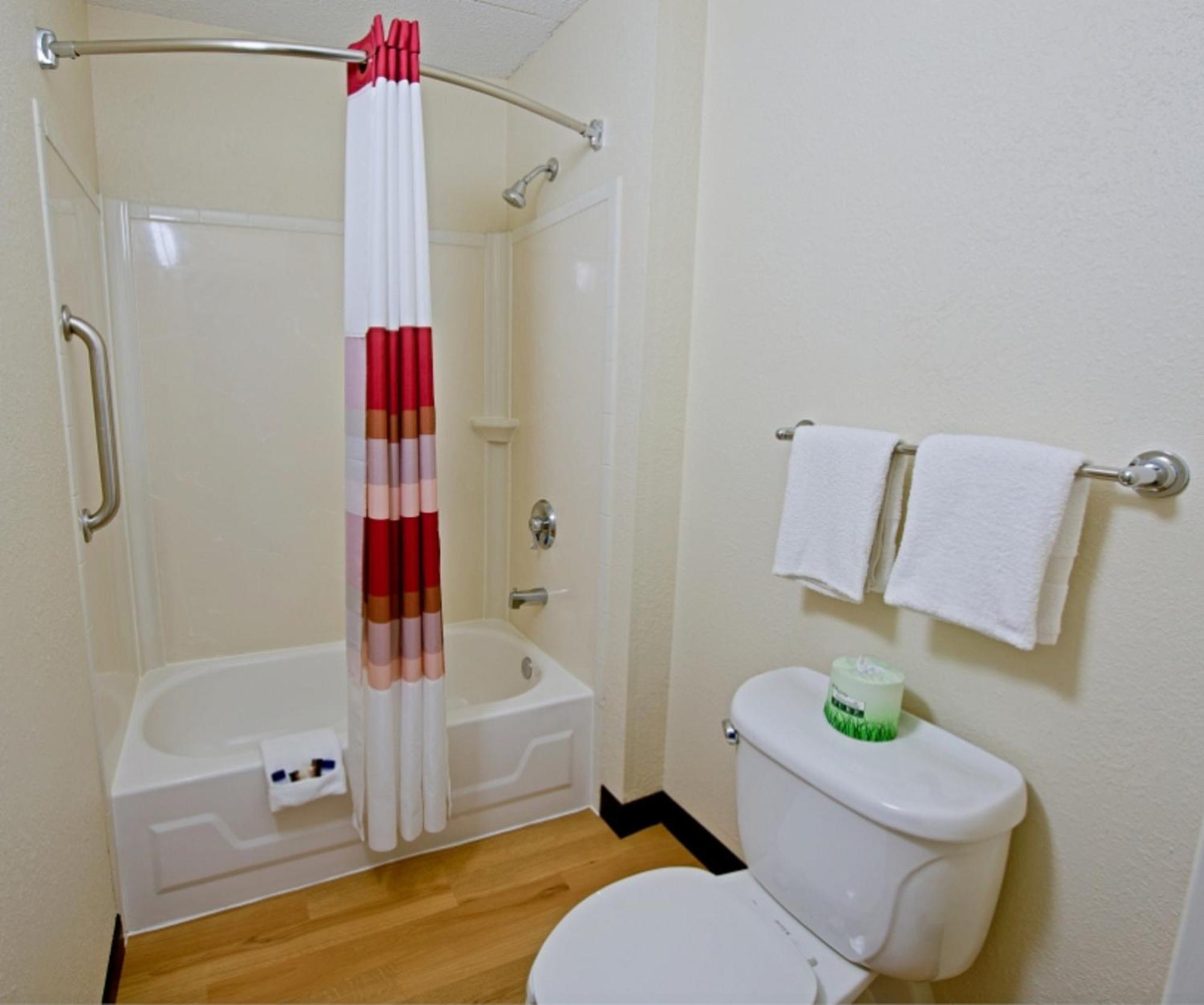 Deluxe King Room Disability Access Smoke Free