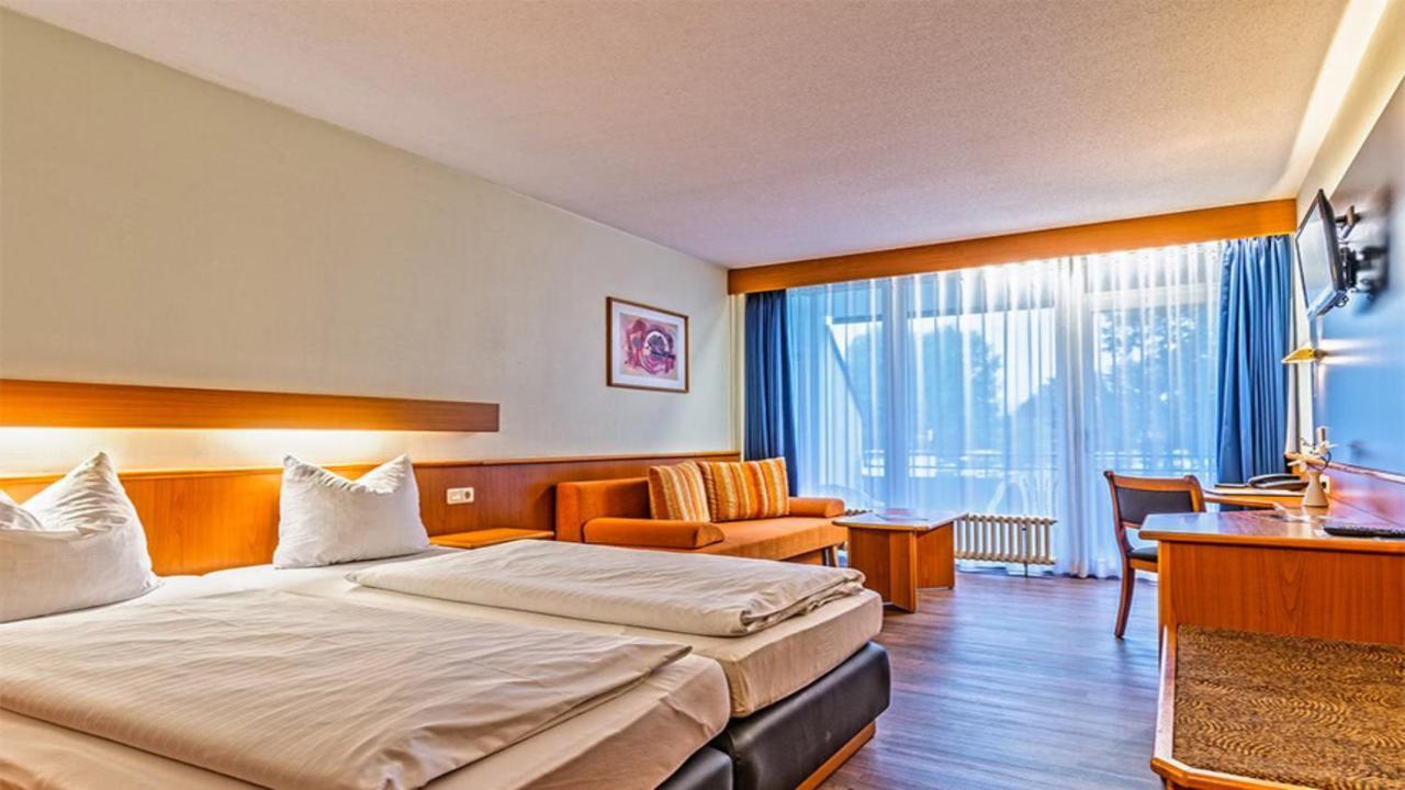 Familienzimmer mit Balkon