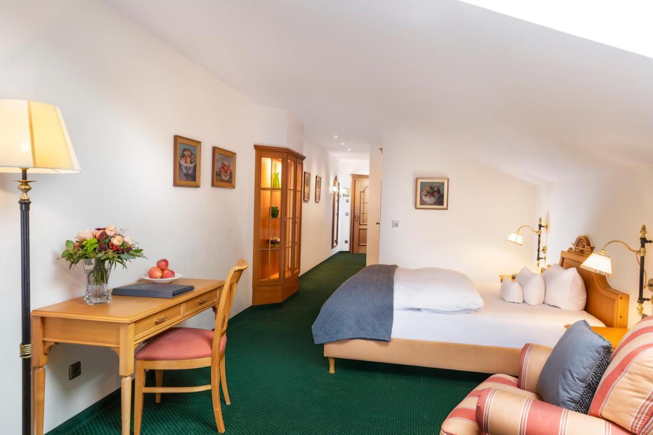 Chambre Lit Queen-Size