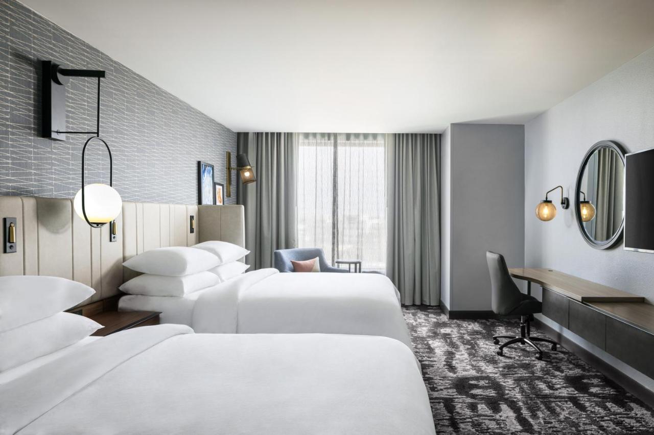Location Room with Two Beds - Non-Smoking