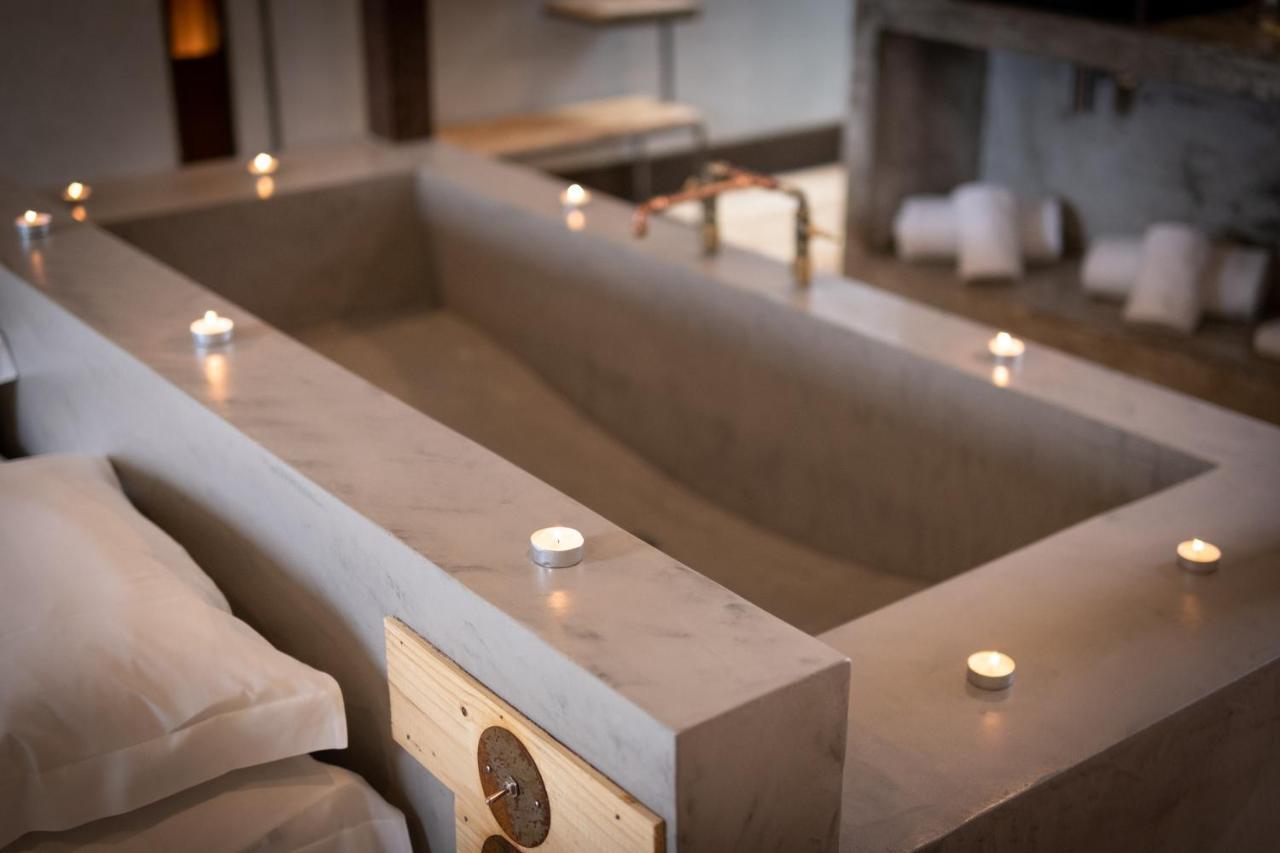 Suite com Piscina Privativa