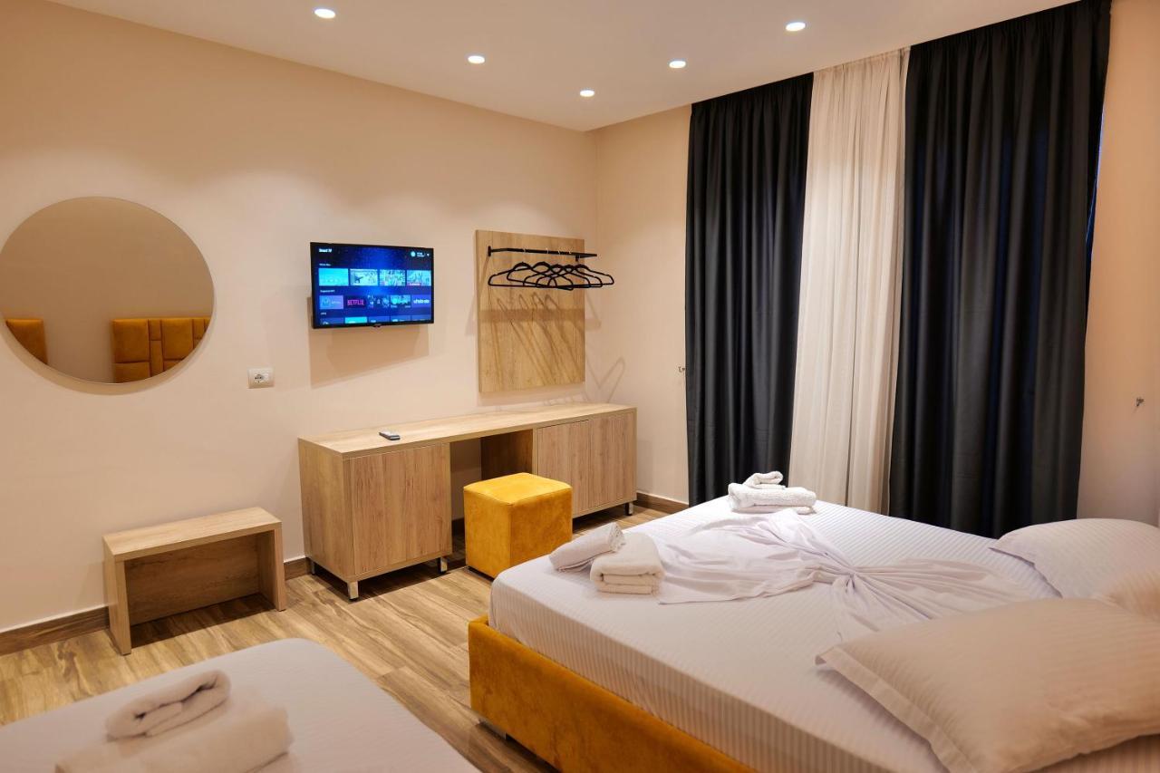 Deluxe Dreibettzimmer mit Meerblick