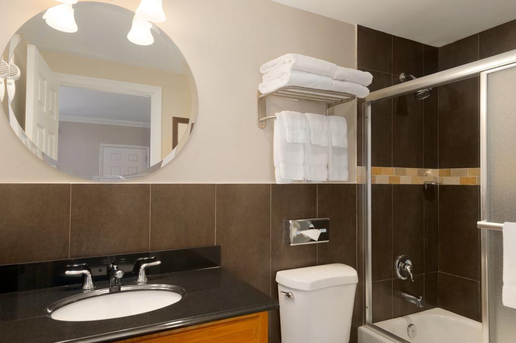 Habitación Doble con 2 camas dobles - No fumadores