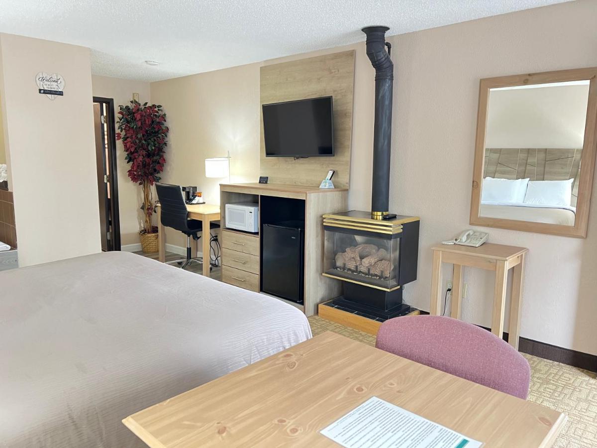 Executive King Suite
