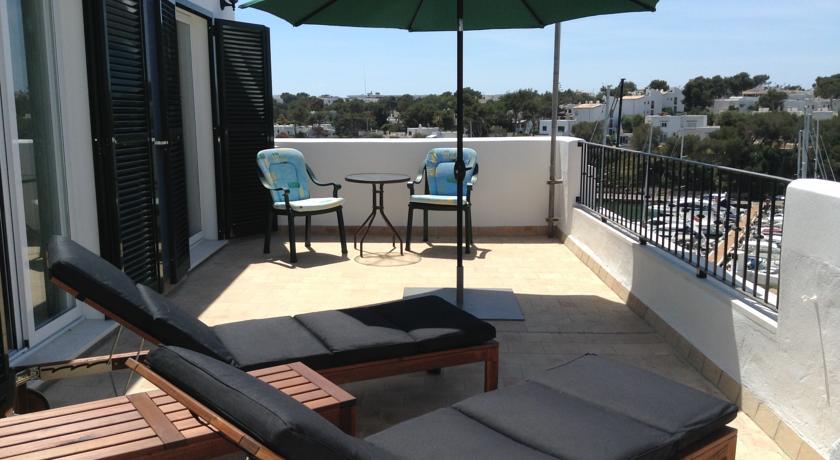Deluxe Doppelzimmer mit Balkon und Meerblick